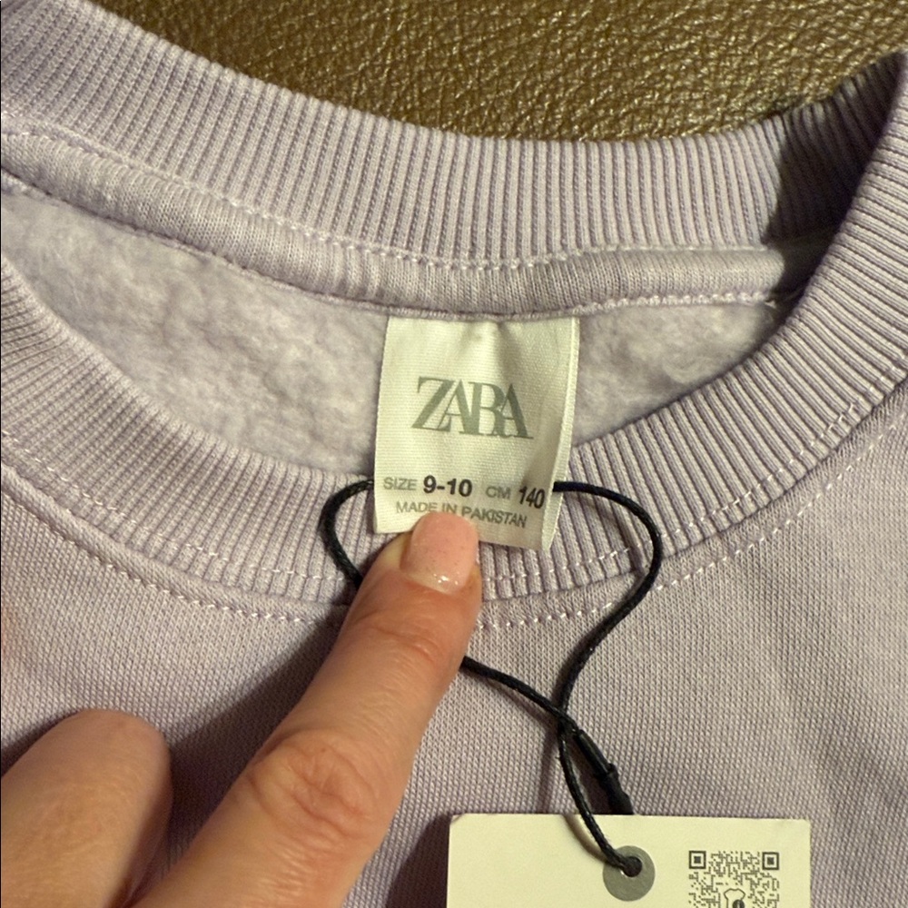 Zara Girls Sweatshirt Size 9-10 - Picture 3 of 6